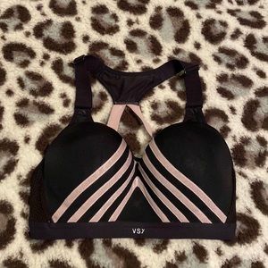 Victoria’s Secret sports bra. Size 36D.